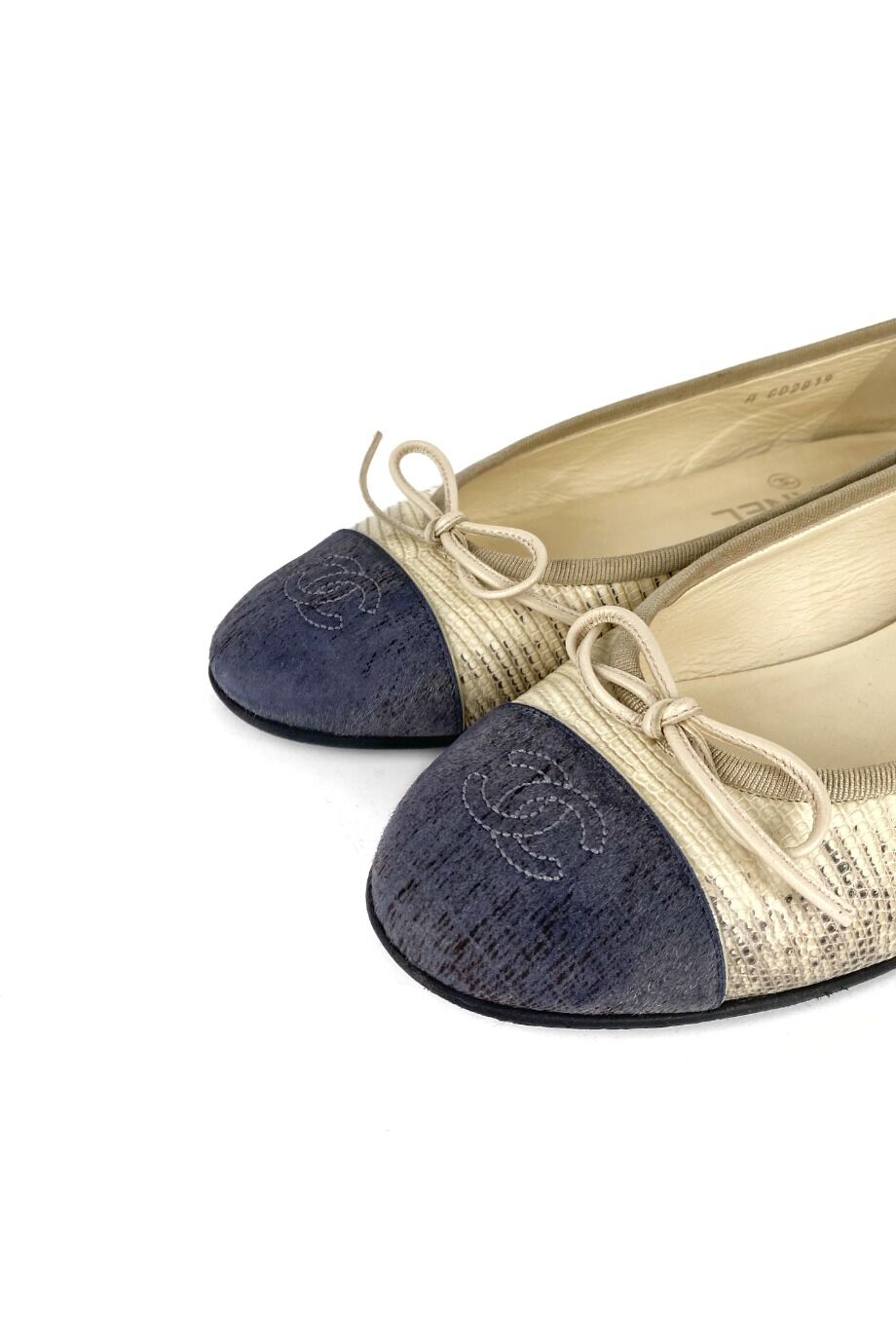 image 3 Комбинированные балетки с синими носиками