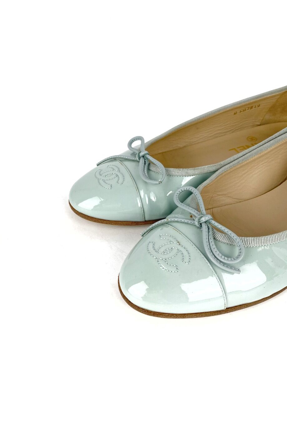 image 3 Лаковые балетки мятного цвета