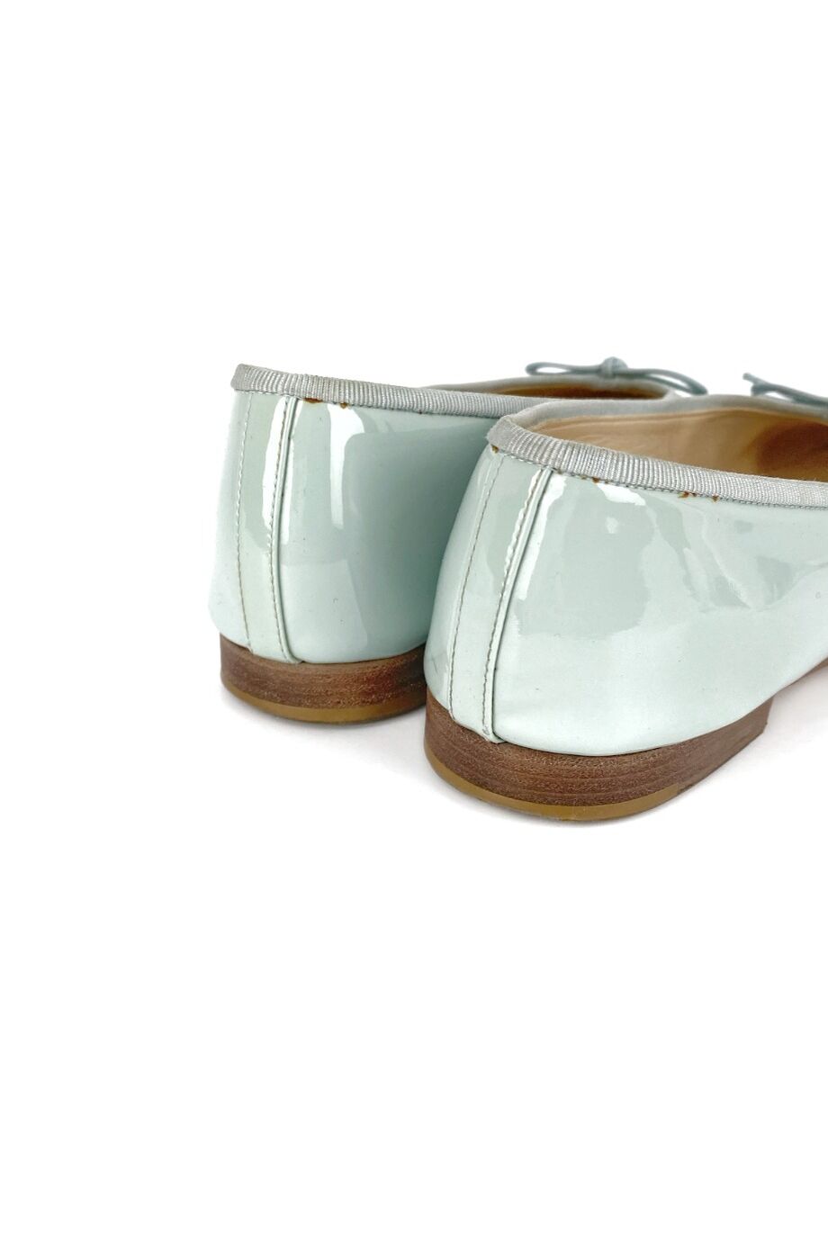 image 4 Лаковые балетки мятного цвета