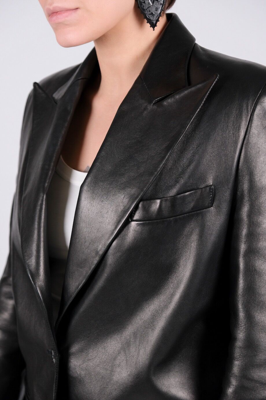 image 6 Кожаный жакет чёрного цвета