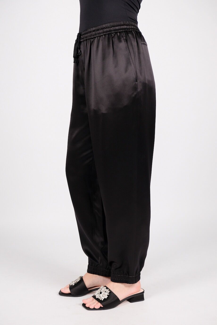 image 3 Шелковые брюки черного цвета с кисточками на завязках
