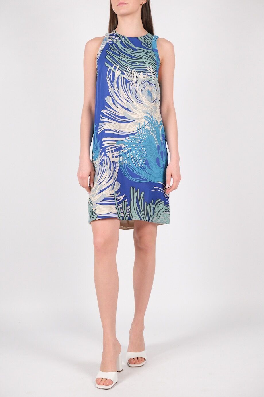 image 1 Шёлковое платье синего цвета с цветочным принтом