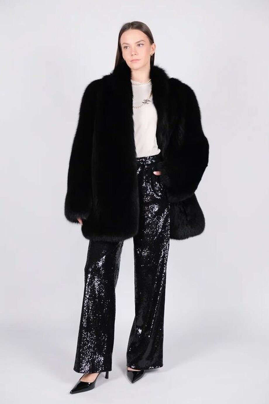 image 1 Брюки из пайеток черного цвета