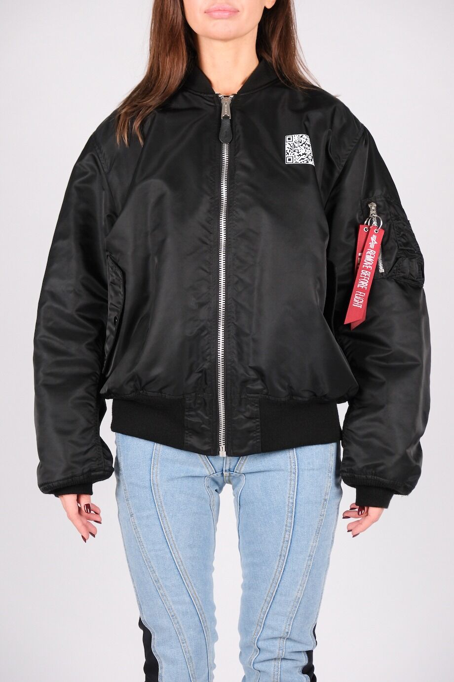 image 2 Двусторонний бомбер черного и оранжевого цвета