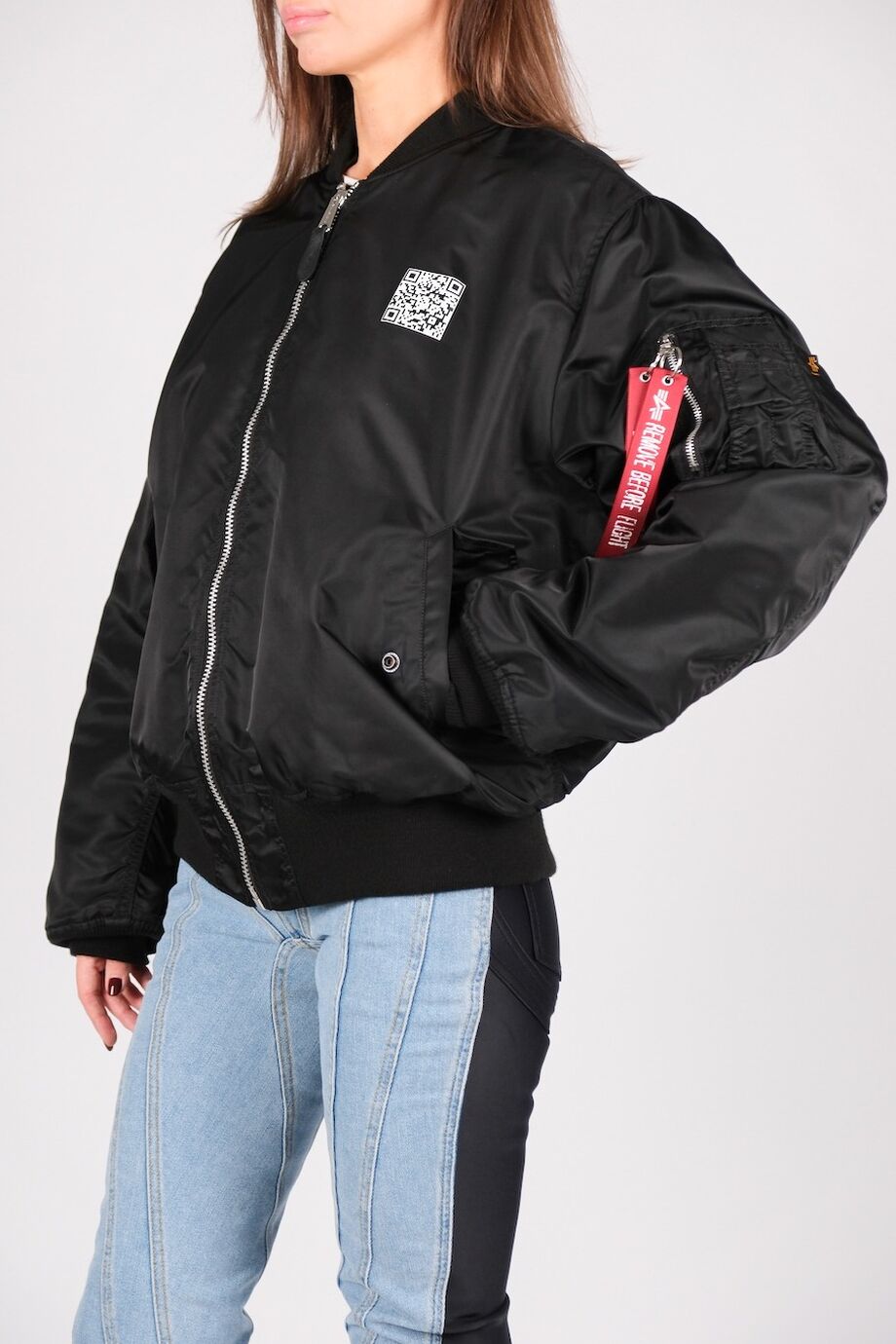 image 3 Двусторонний бомбер черного и оранжевого цвета