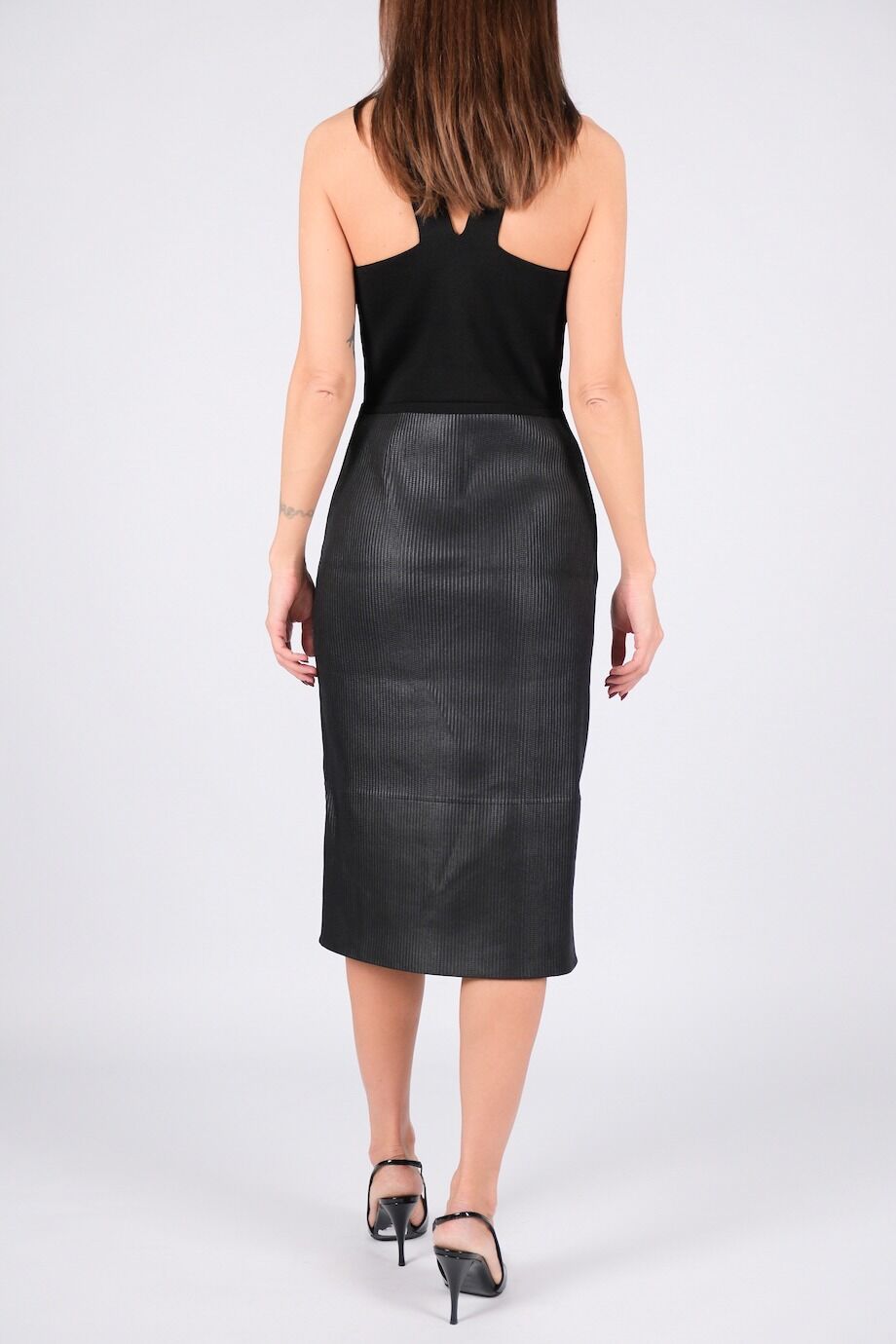 image 3 Комбинированное платье чёрного цвета с кожаной юбкой