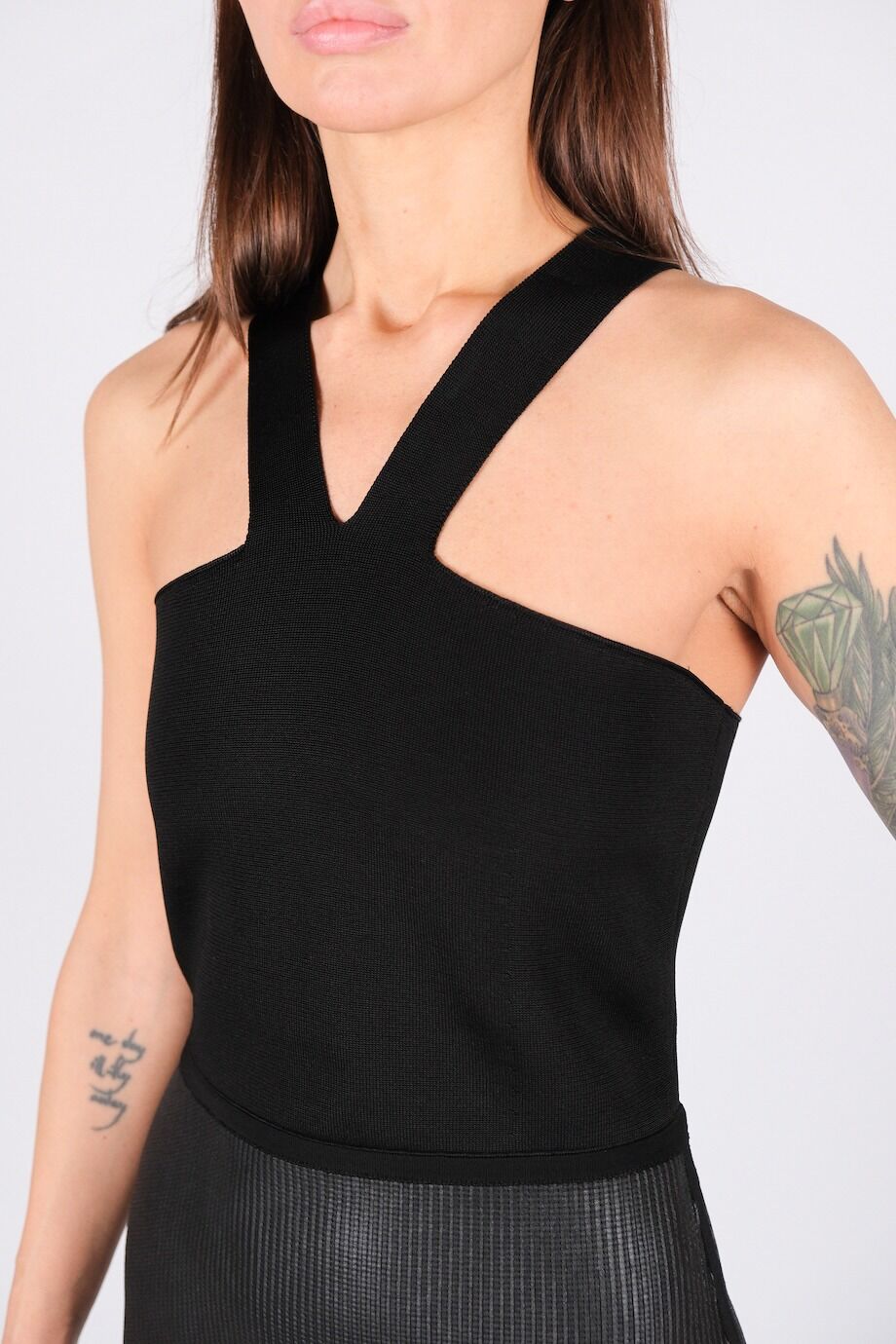 image 4 Комбинированное платье чёрного цвета с кожаной юбкой