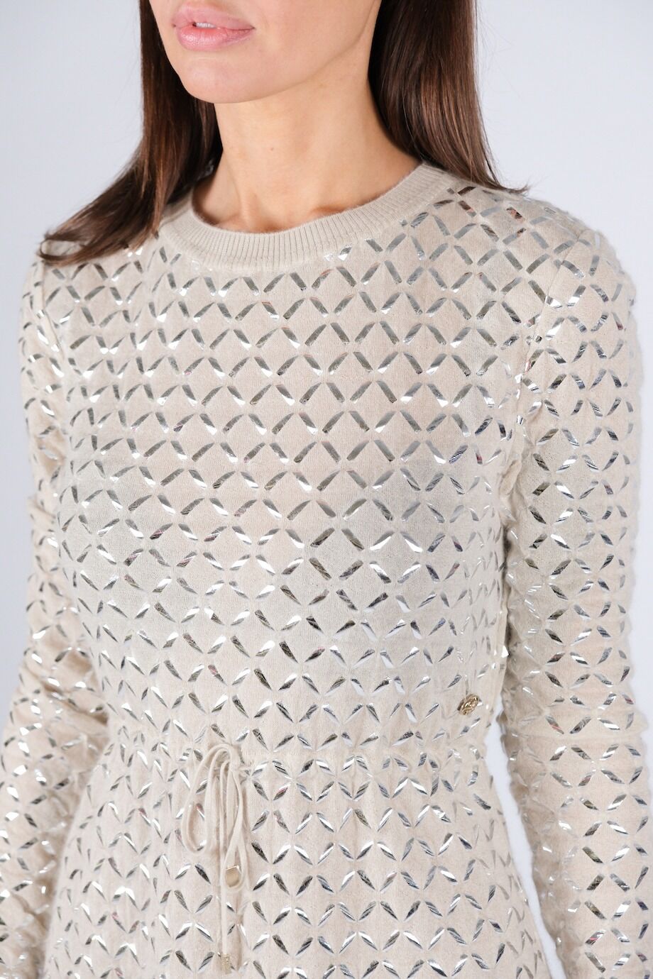 image 4 Трикотажное платье молочного цвета на кулиске