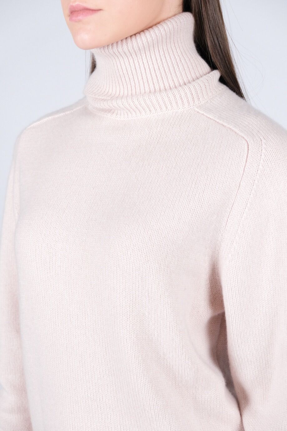 image 4 Кашемировый свитер с горлом бежевого цвета
