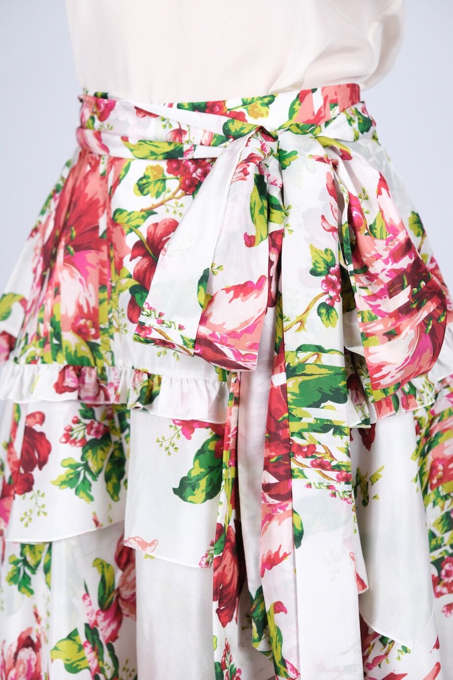 image 5 Шёлковая юбка с цветочным принтом и рюшами
