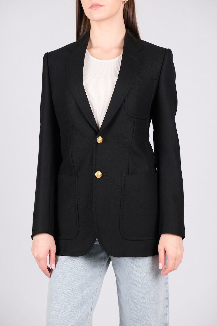 image 1 Жакет черного цвета с накладными карманами и золотыми пуговицами