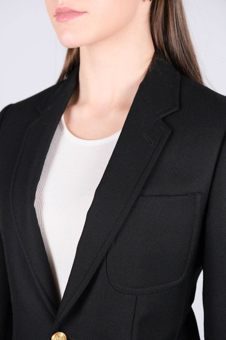 image 4 Жакет черного цвета с накладными карманами и золотыми пуговицами