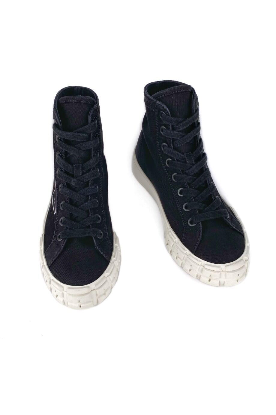 image 2 Высокие кеды черного цвета на белой подошве
