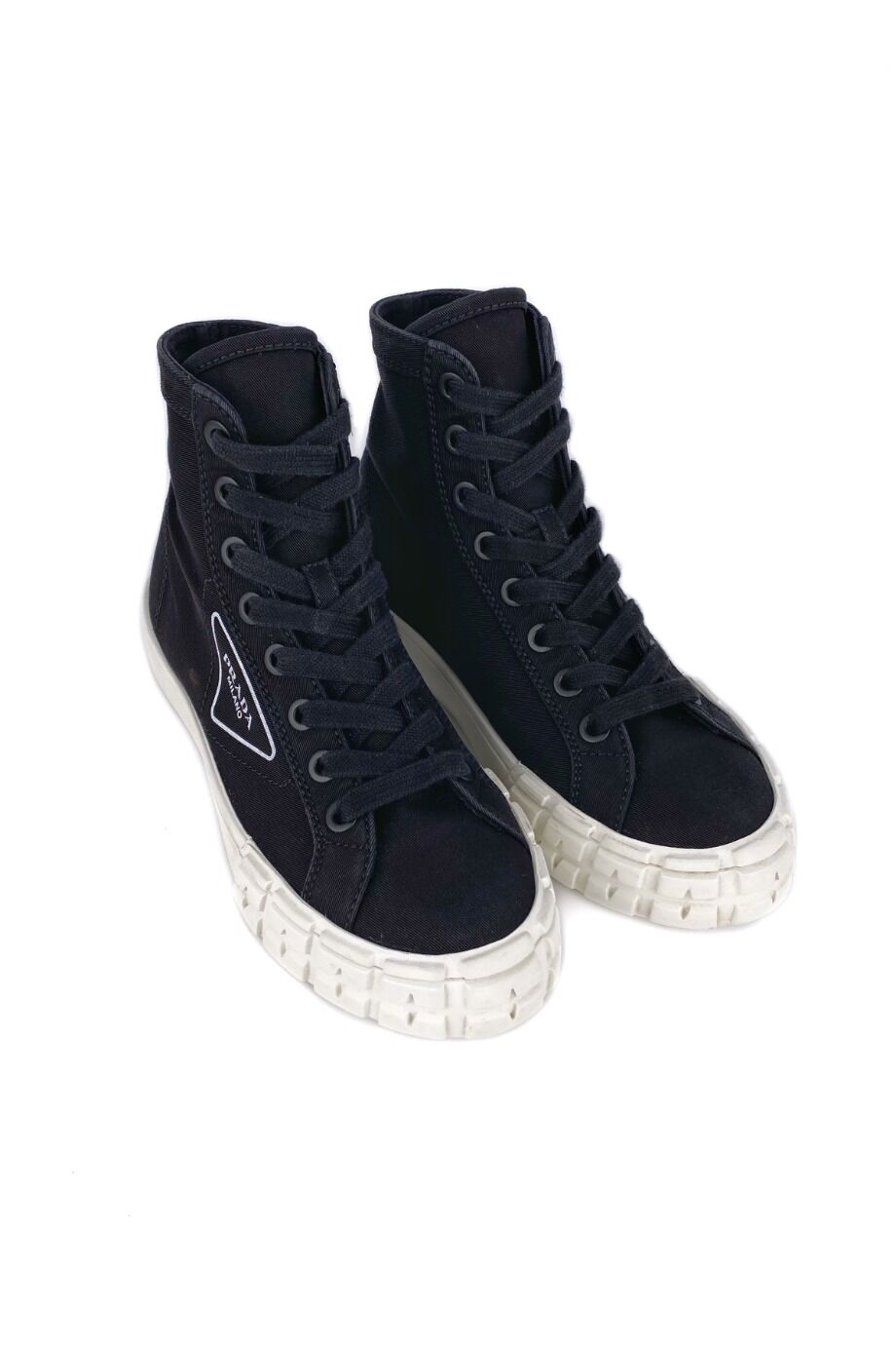 image 1 Высокие кеды черного цвета на белой подошве