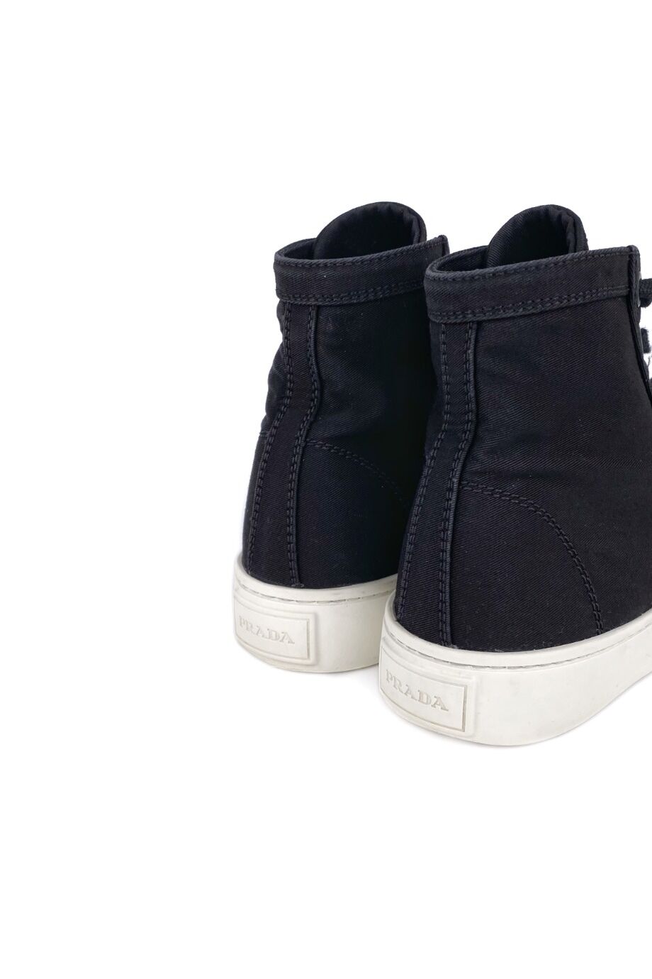 image 4 Высокие кеды черного цвета на белой подошве