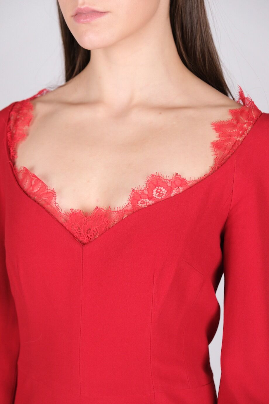 image 4 Платье в пол красного цвета с кружевной вставкой