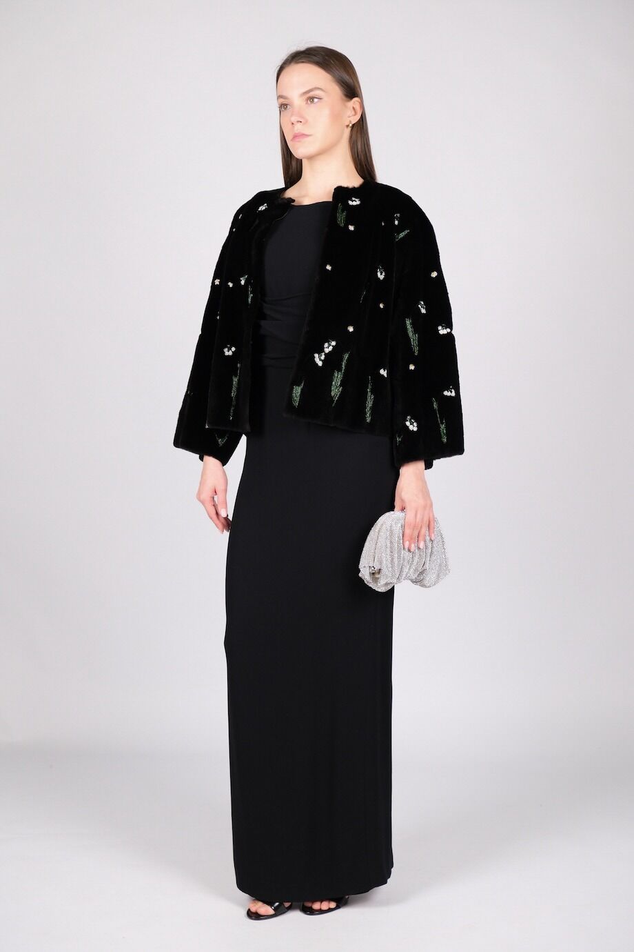 image 1 Жакет черного цвета из стриженной норки с вышивкой