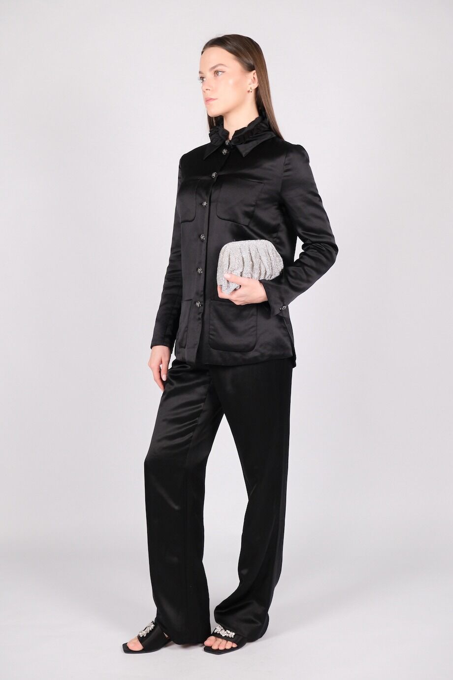 image 1 Шелковый костюм черного цвета блуза и брюки