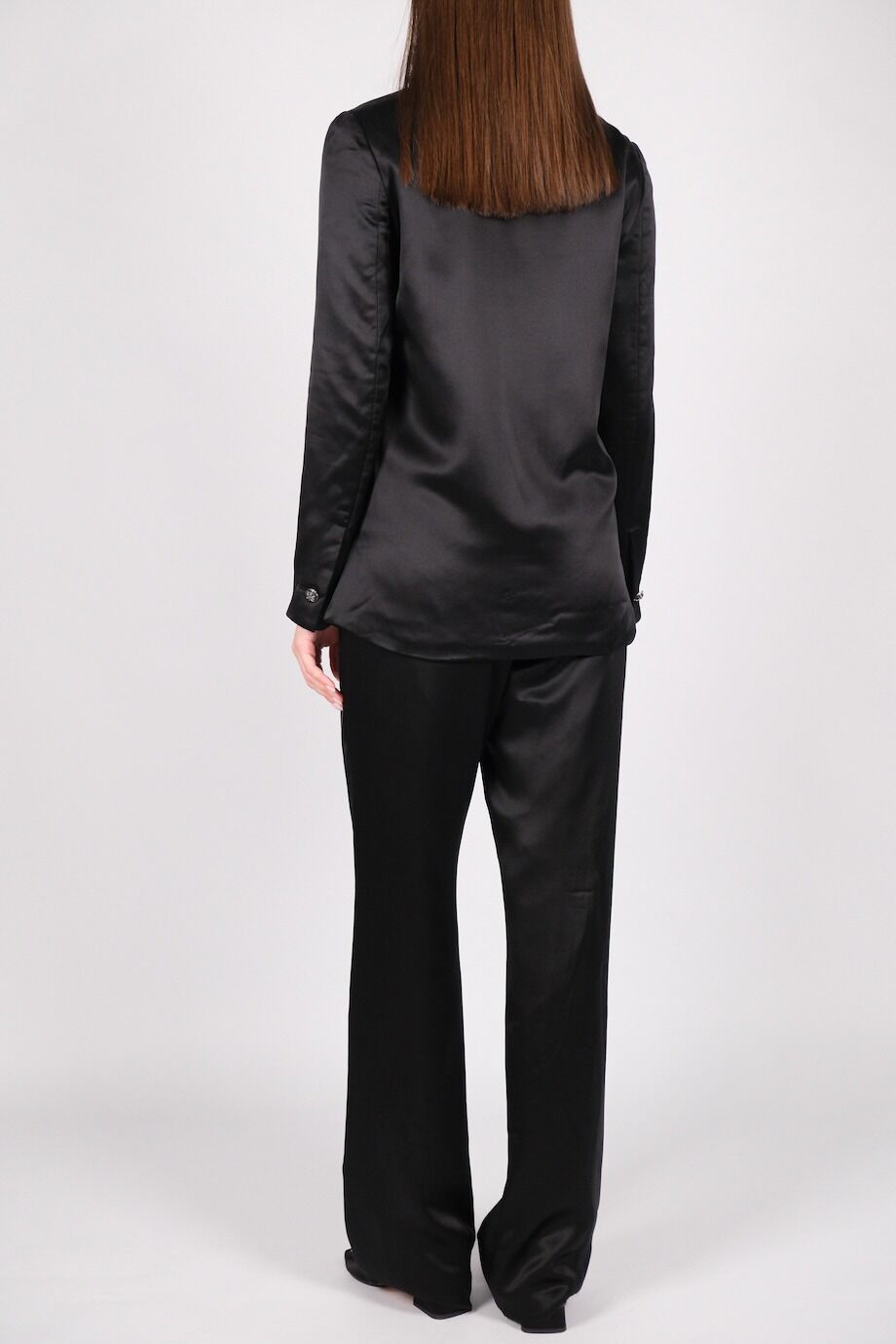 image 4 Шелковый костюм черного цвета блуза и брюки
