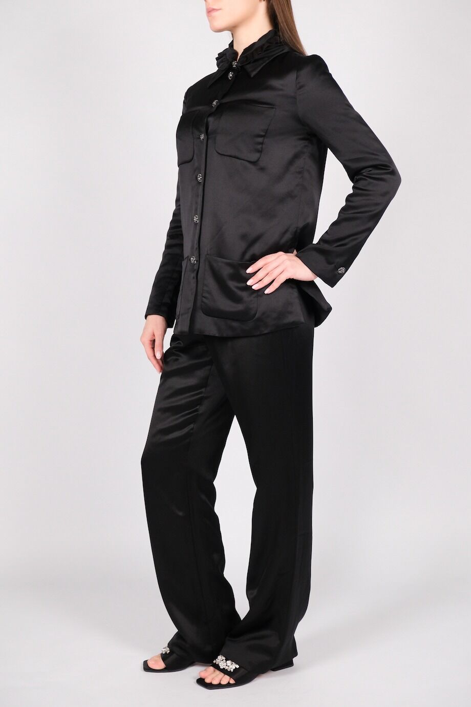 image 3 Шелковый костюм черного цвета блуза и брюки