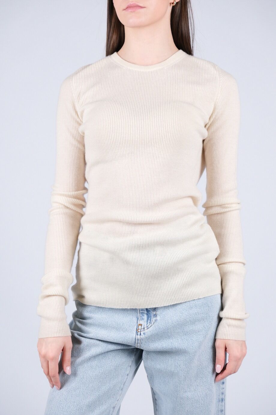 image 1 Джемпер молочного цвета с длинным рукавом