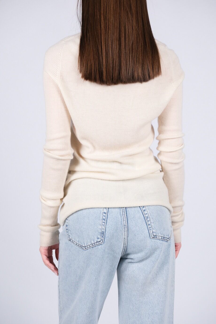 image 3 Джемпер молочного цвета с длинным рукавом