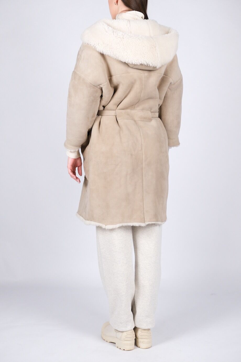 image 4 Дубленка бежевого цвета с рукавами 3/4