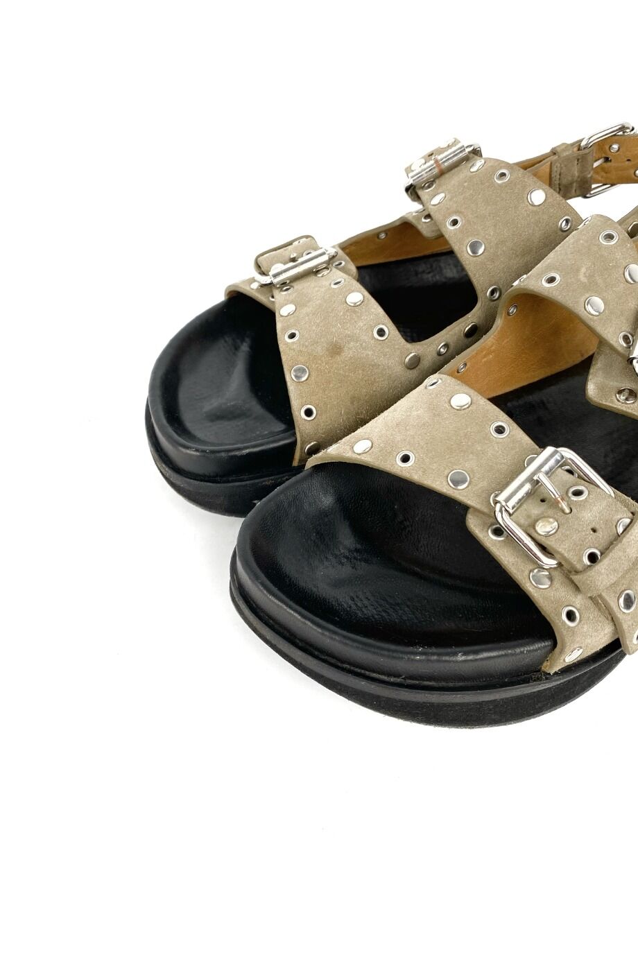 image 3 Сандалии бежевого цвета с клепками