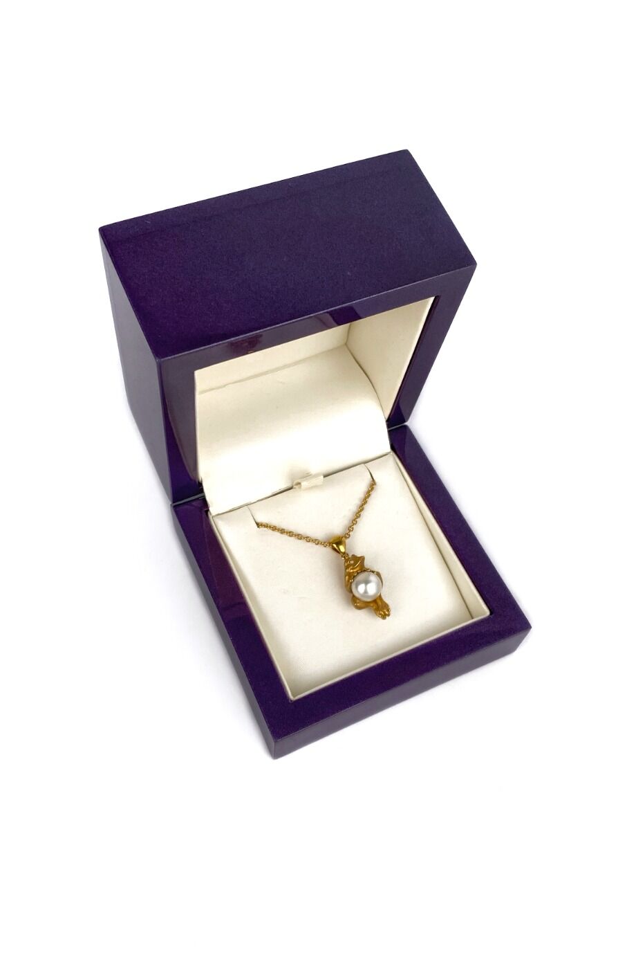 image 1 Золотой кулон на цепочке