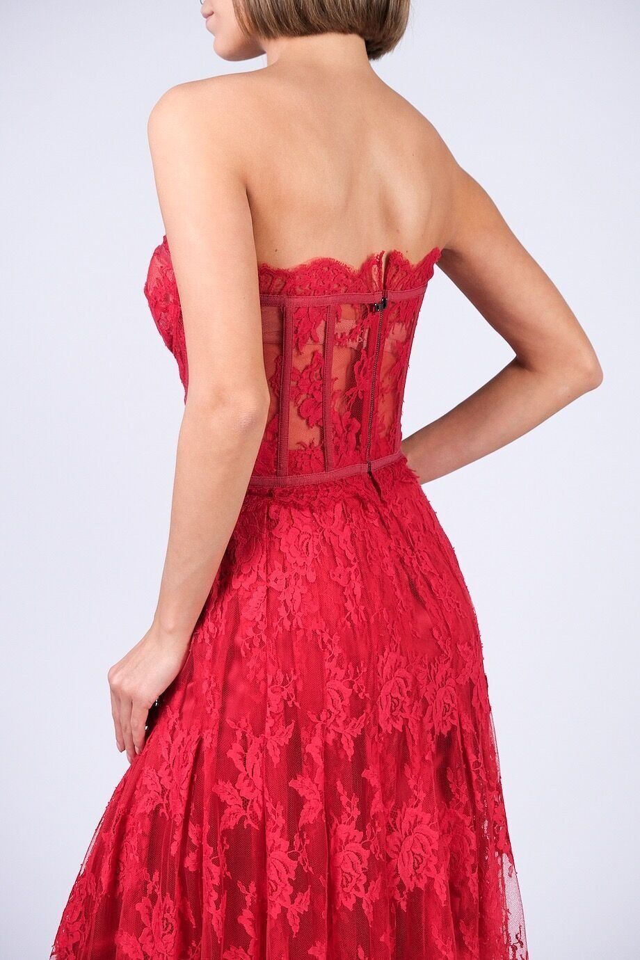 image 5 Костюм из кружева красного цвета