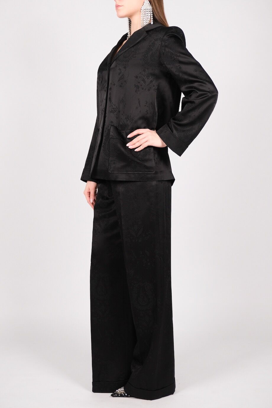 image 4 Брючный костюм черного цвета с набивным рисунком