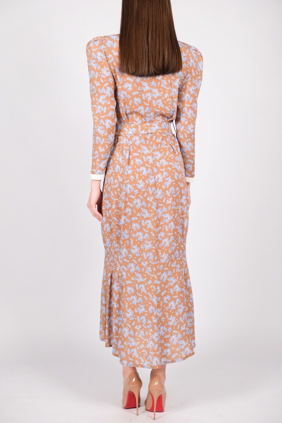 image 3 Шёлковое платье на пуговицах коричневого цвета с цветочным принтом