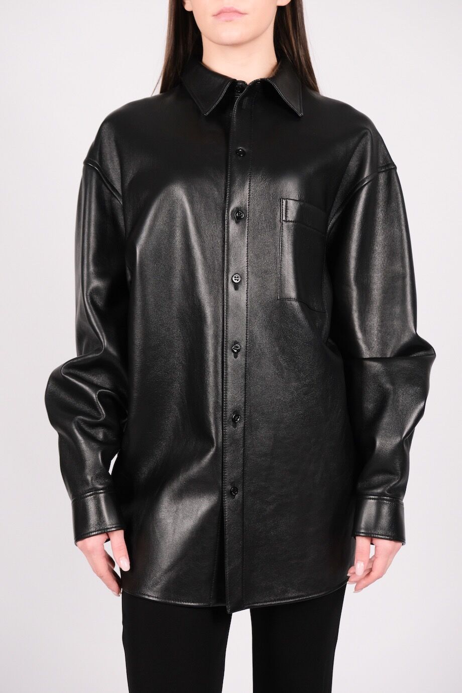 image 2 Кожаная рубашка черного цвета