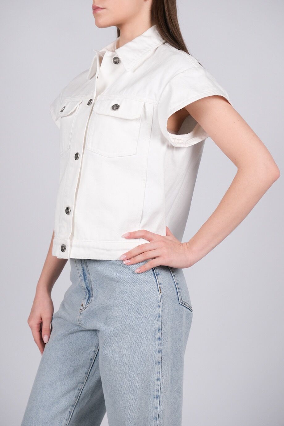 image 2 Джинсовый жилет белого цвета