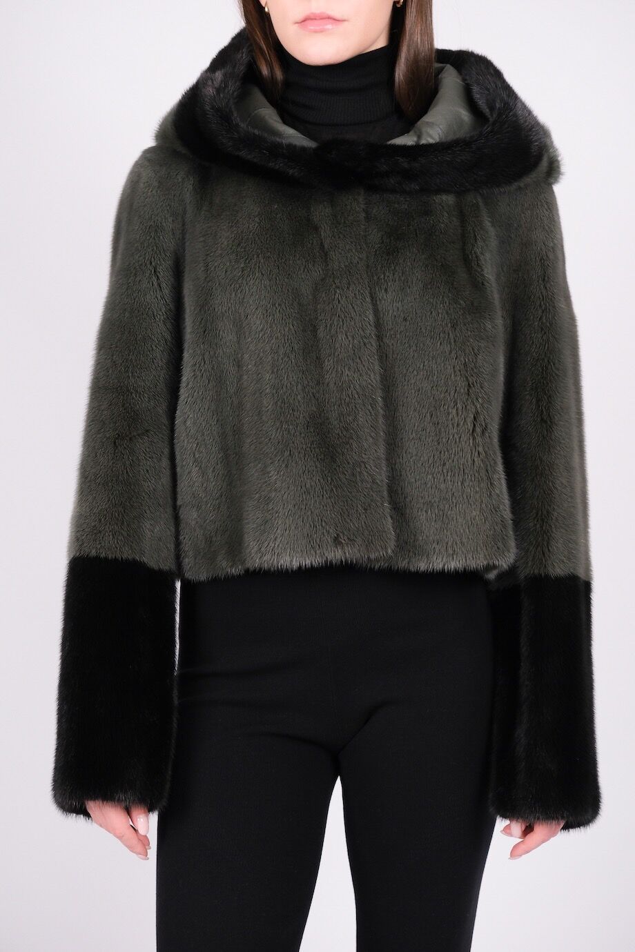 image 5 Шуба из меха норки зеленого цвета с капюшоном