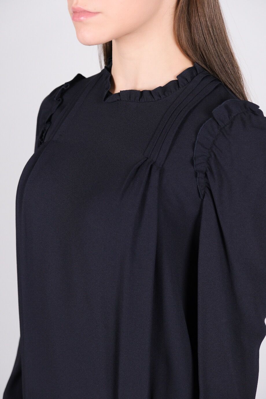 image 4 Платье темно-синего цвета с рюшами