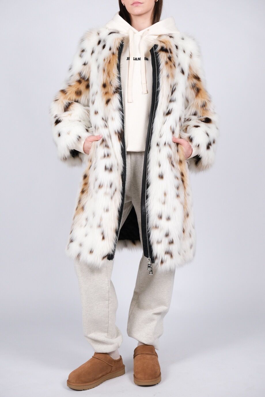 image 1 Шуба из искусственного меха с имитацией рыси