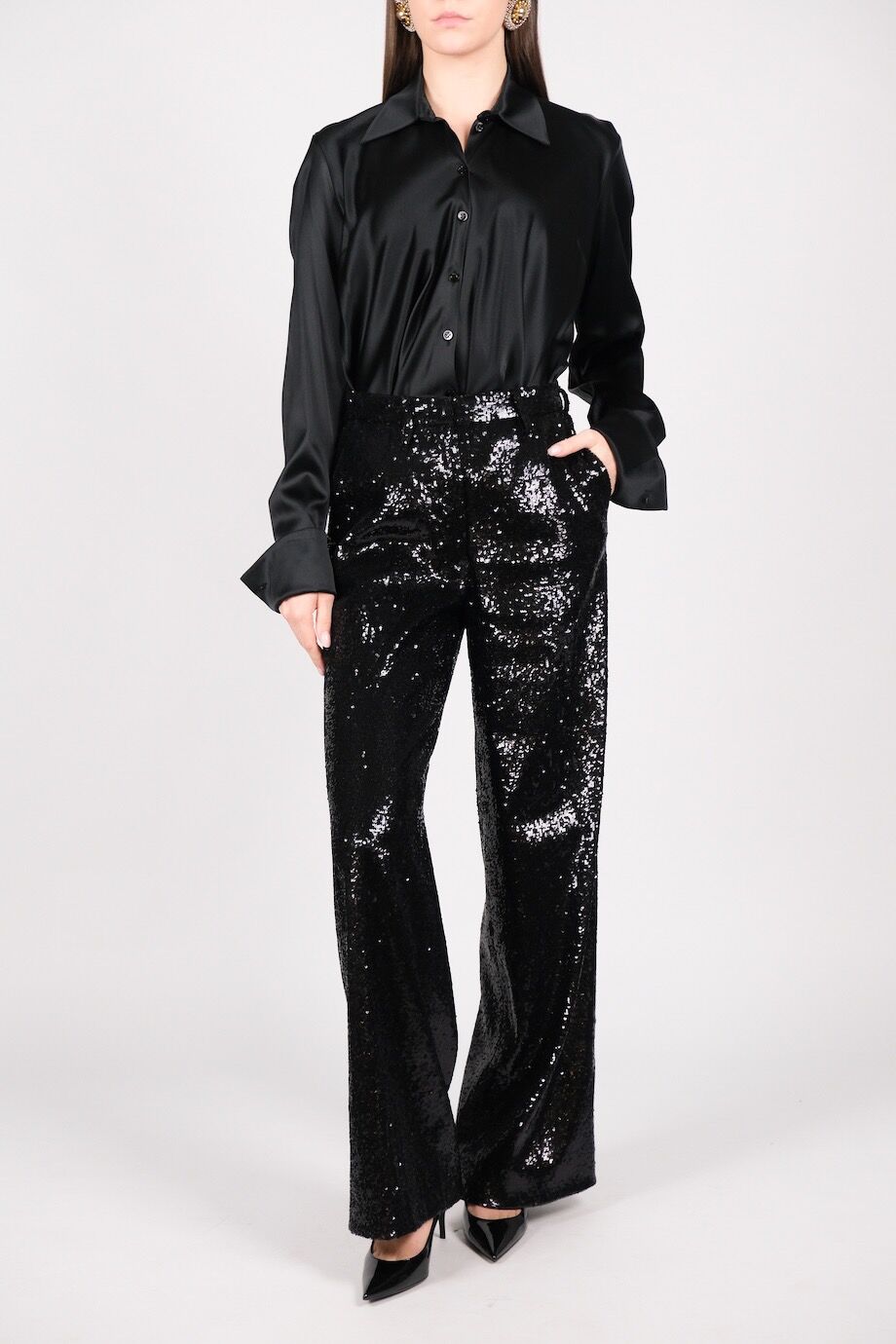 image 3 Брюки из пайеток черного цвета
