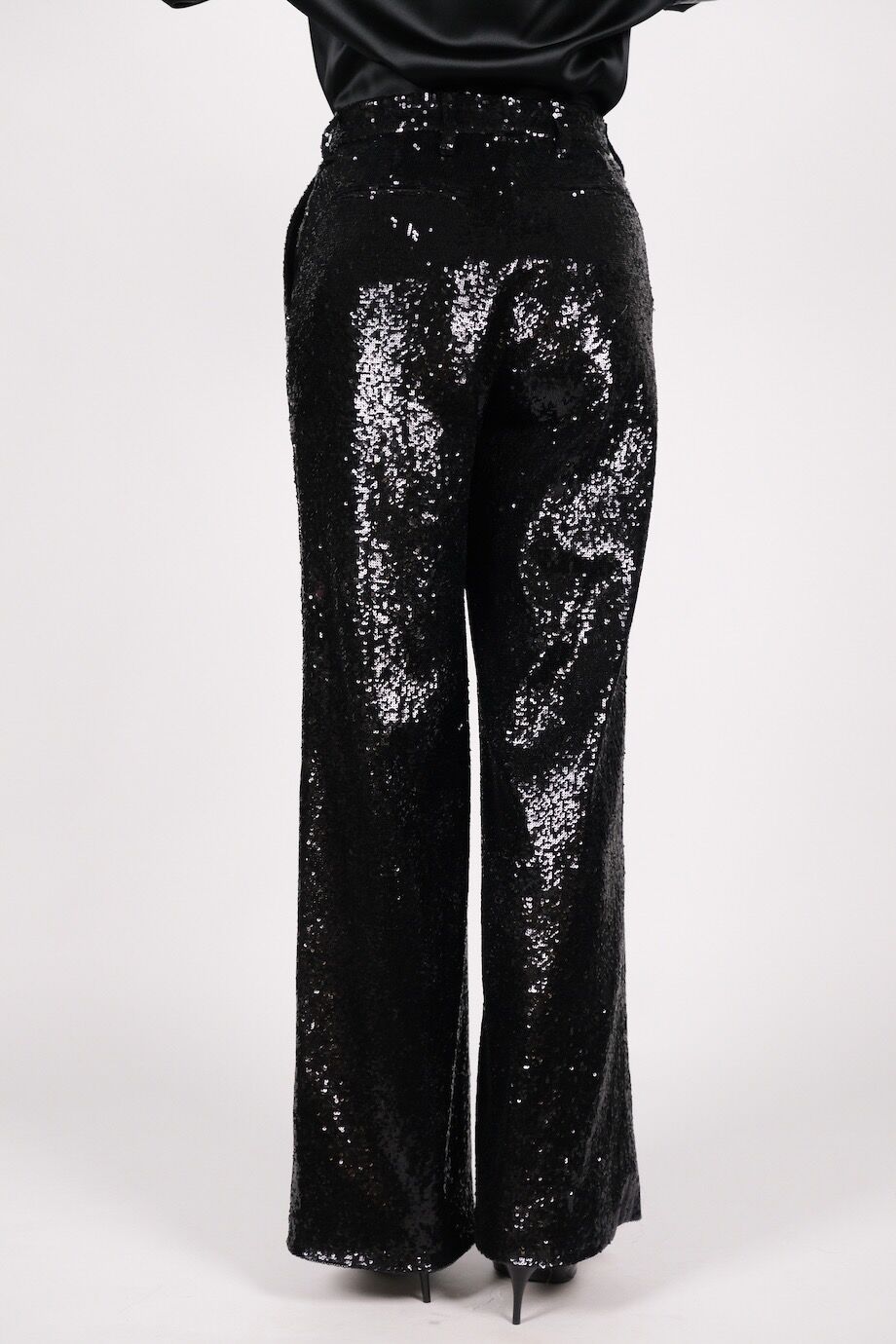 image 6 Брюки из пайеток черного цвета