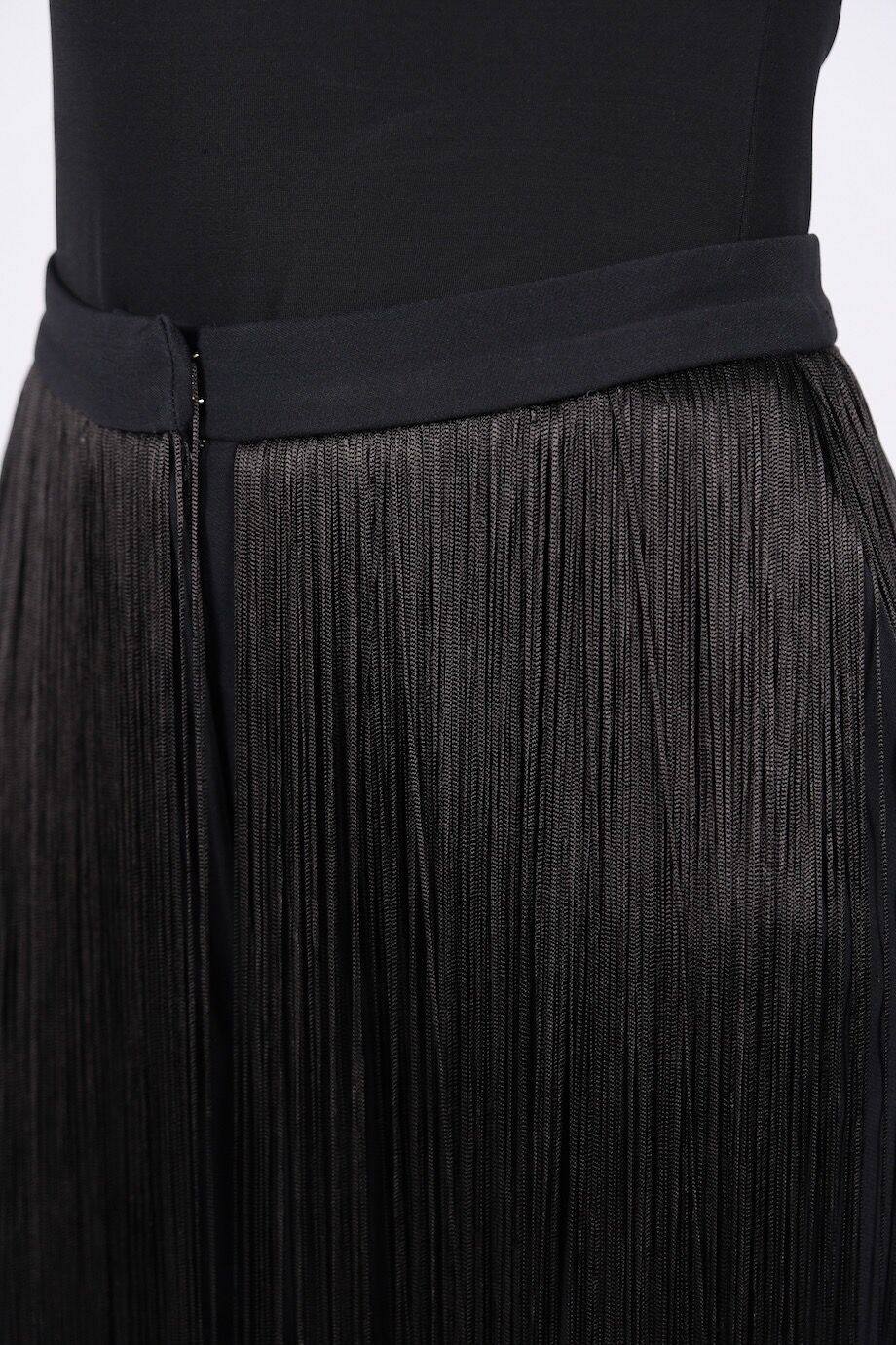 image 6 Брюки чёрного цвета с бахромой