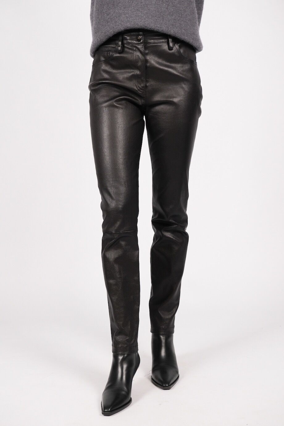 image 2 Кожаные брюки черного цвета