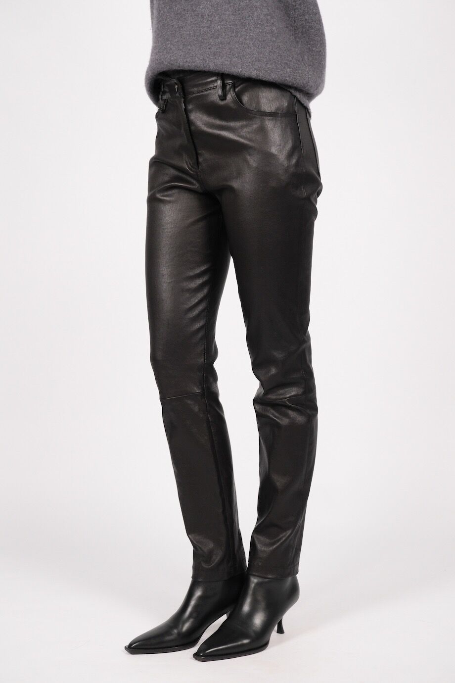 image 3 Кожаные брюки черного цвета