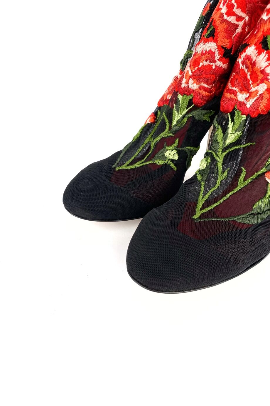 image 2 Ботильоны черного цвета с вышивкой-цветами