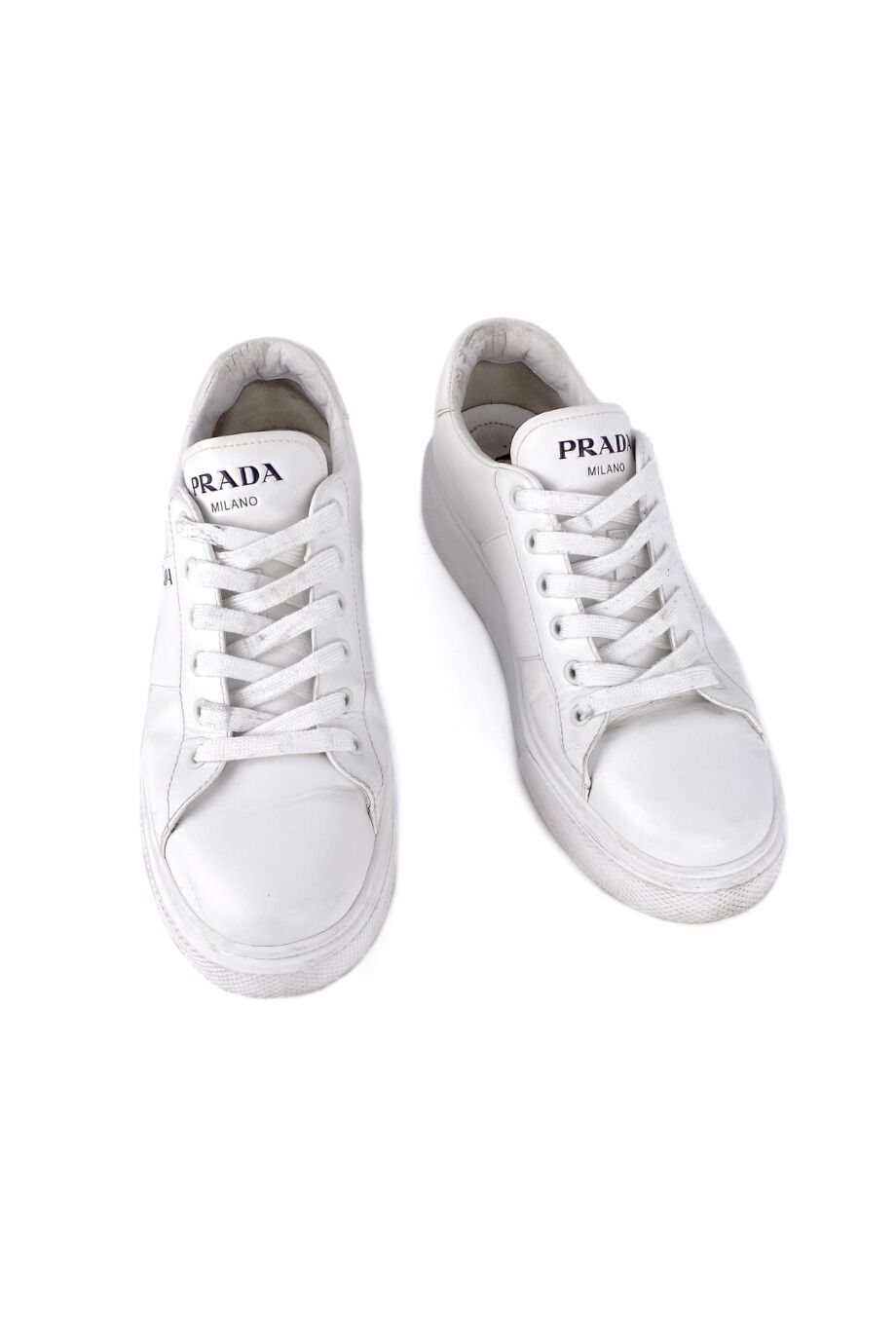 image 2 Кеды белого цвета с черным лого