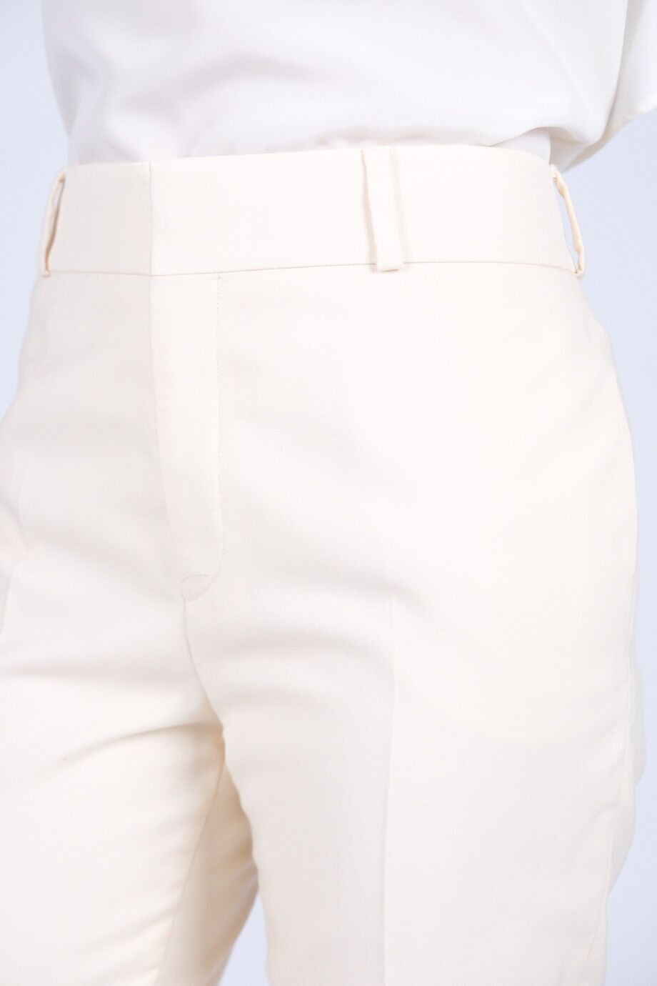 image 4 Брюки молочного цвета