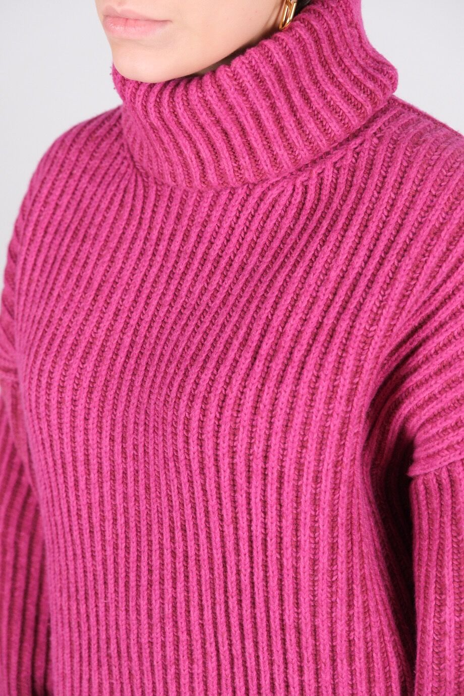 image 4 Свитер цвета фуксия