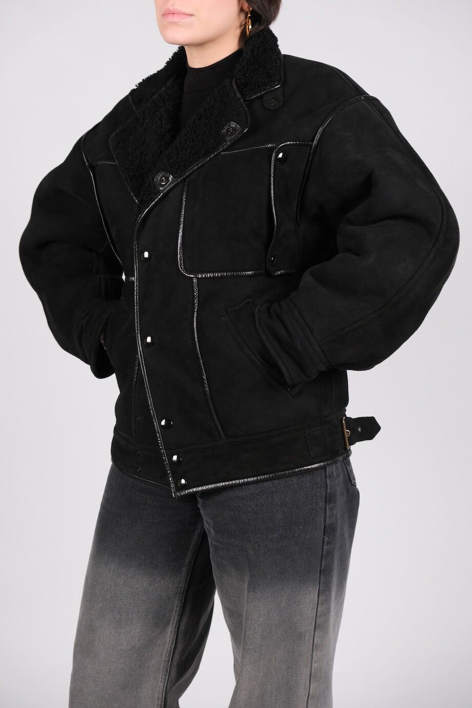 image 2 Дубленка черного цвета