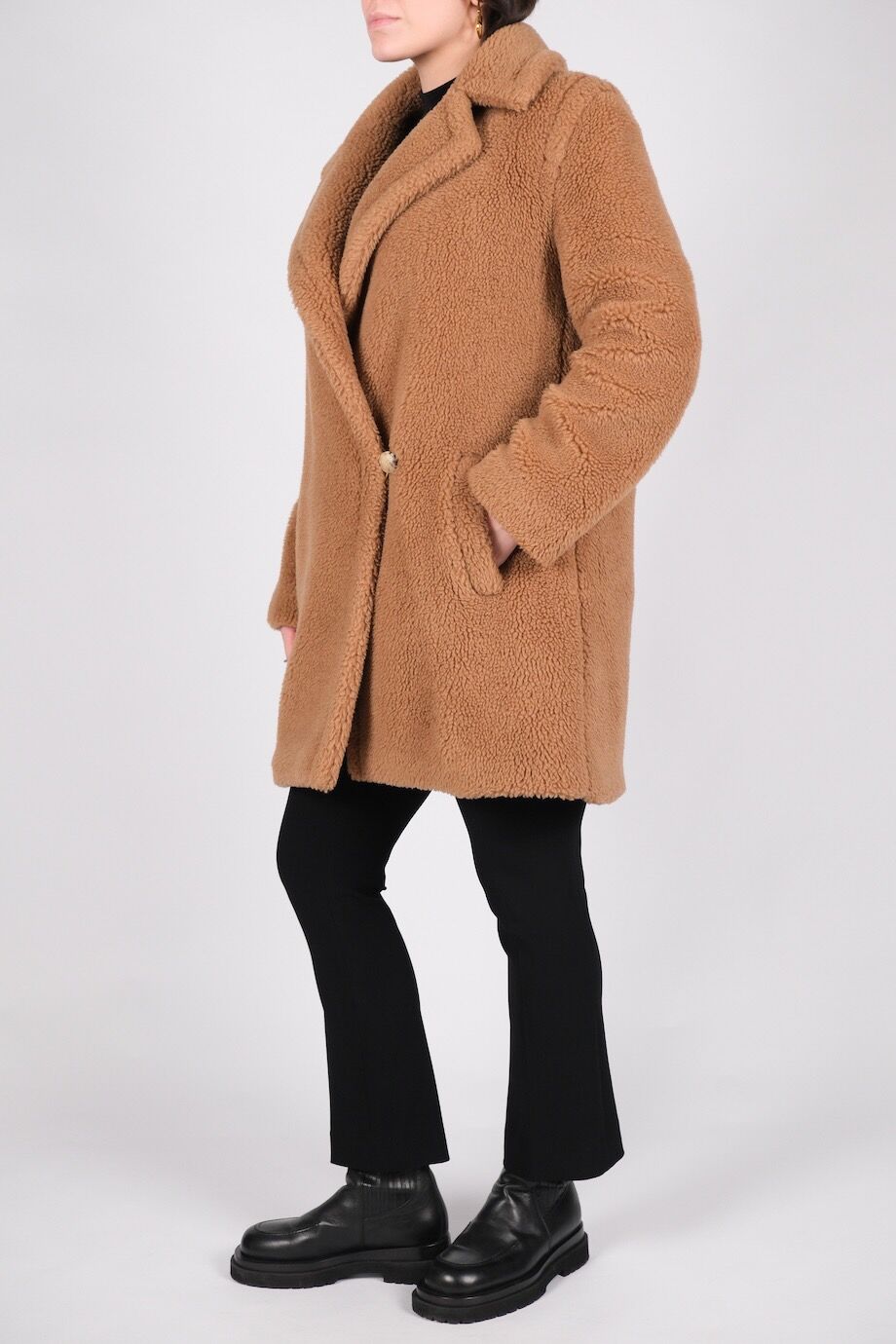 image 2 Укороченная шуба Teddy bear бежевого цвета