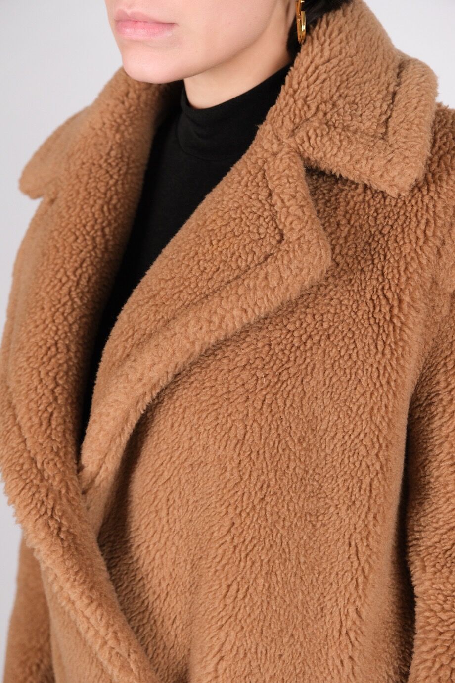 image 4 Укороченная шуба Teddy bear бежевого цвета