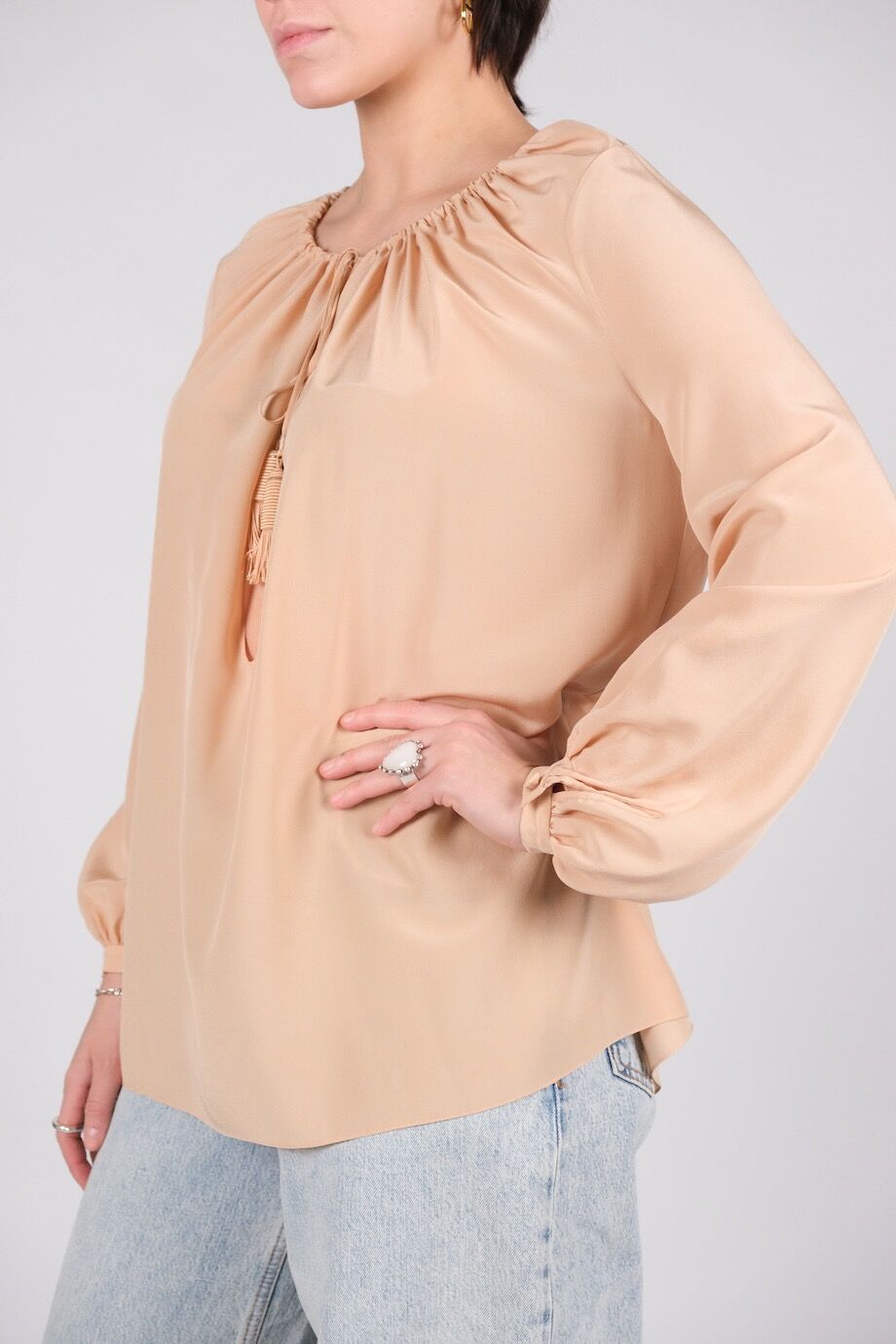 image 2 Шелковая блуза персикового цвета